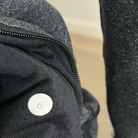 Lululemon In Stride Jacket - Picture 4 of 5